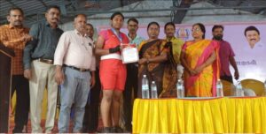 தேனி மேலபேட்டை இந்து நாடார் மேல்நிலைப்பள்ளி மாணவர் சாதனை