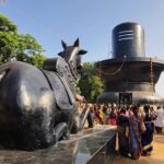 54 அடி உயரம் உள்ள சிவலிங்கத்திற்கு,  கும்பாபிஷேக விழா-வெளிநாட்டவர்கள் உள்ளிட்ட திரளாக பக்தர்கள் சுவாமி தரிசனம்