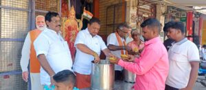 பாஜக முன்னாள் மாநிலத் தலைவர் அண்ணாமலையின் பிறந்தநாளை முன்னிட்டு அன்னதானம்