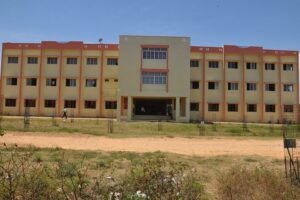 நாகை தனியார் பாலிடெக்னிக் கல்லூரி நிர்வாக அலட்சியப் போக்கால் பாதிப்புக்கு உள்ளாகும் ஆசிரியர்கள் மாணவர்கள்