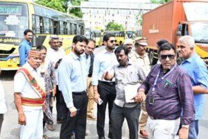திருச்சி சத்திரம் பேருந்து நிலையத்தில் கலெக்டர் ஆய்வு
