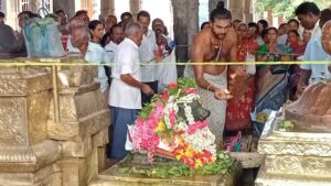 ஸ்ரீ சட்டை நாதர் சுவாமி கோயிலில் ஆடி மாத பிரதோஷம் நந்தி பகவானுக்கு சிறப்பு அபிஷேகம்